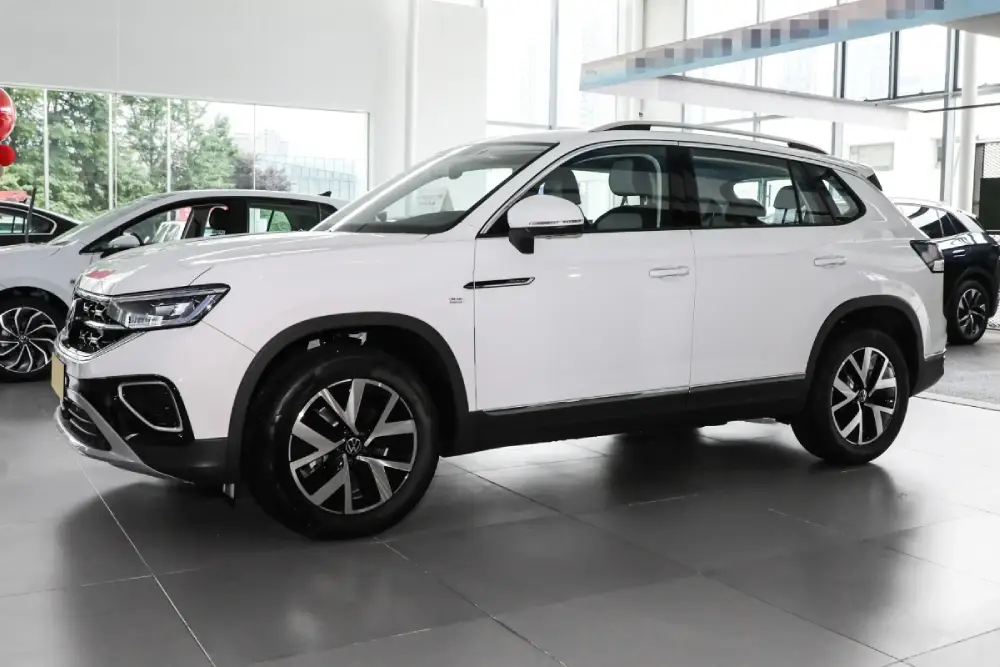 2025 Volkswagen Taron 2025 L300TSI 2.0T 330TSI 2WD Elite City Package